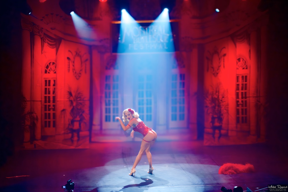 Jolie-burlesque-elle-diamond-montreal-burlesque-montreal-2025