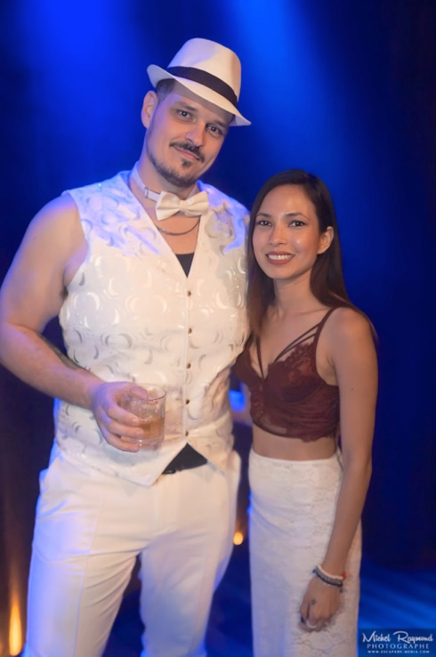 Fairy-Fifi-Maxime-propriétaire-du-cabaret-de-curiosités