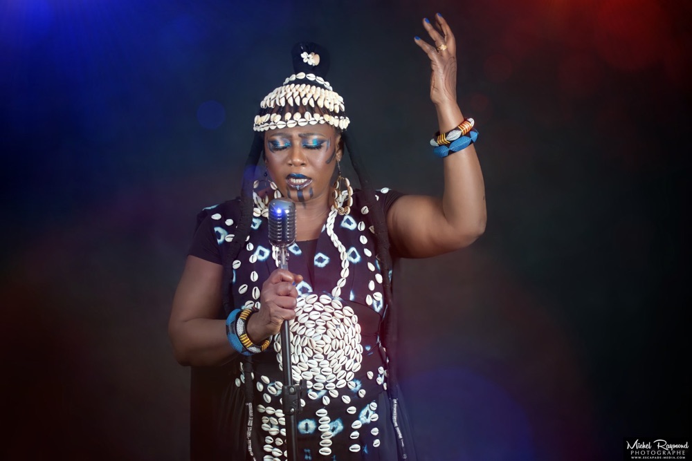 Chanteuse-Djely-Pata