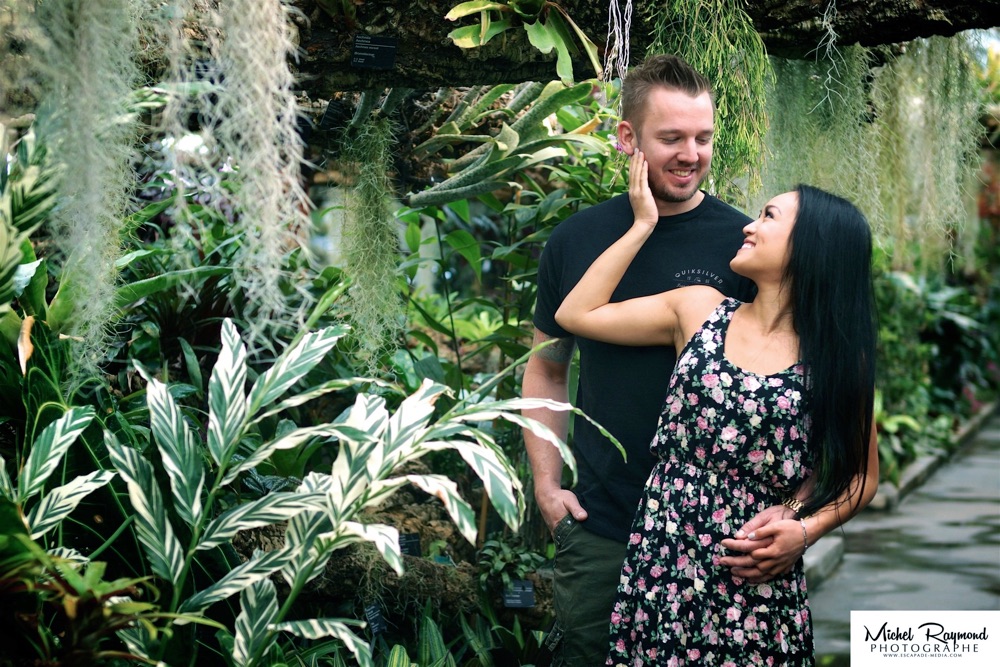 couple-amoureux-serre-jardin-botanique