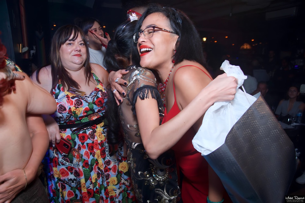 Fairy-Fifi-et-la-burlesque-black-mamba