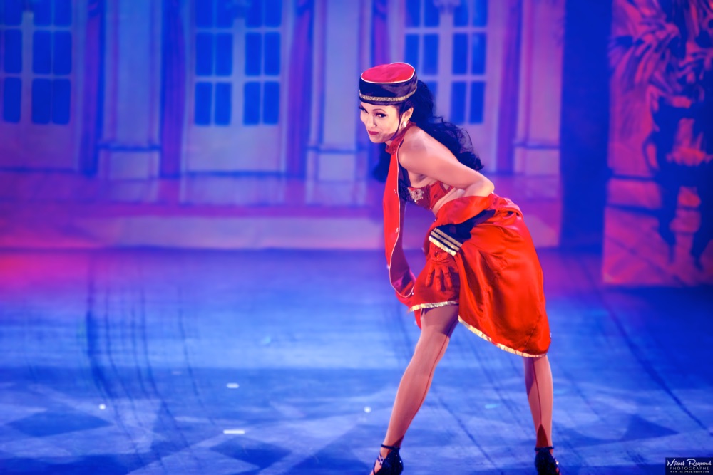 La-burlesque-fifi-origine-de-la-réunion-gagne-le-premier-prix