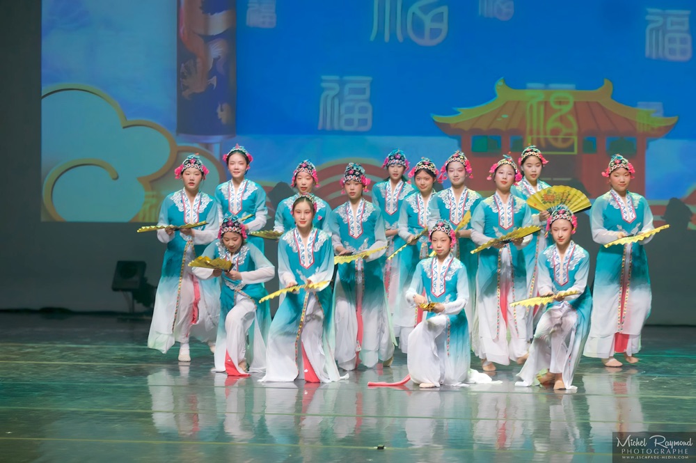 Gala-nouvel-an-chinois-2026-danseuse-choinoise