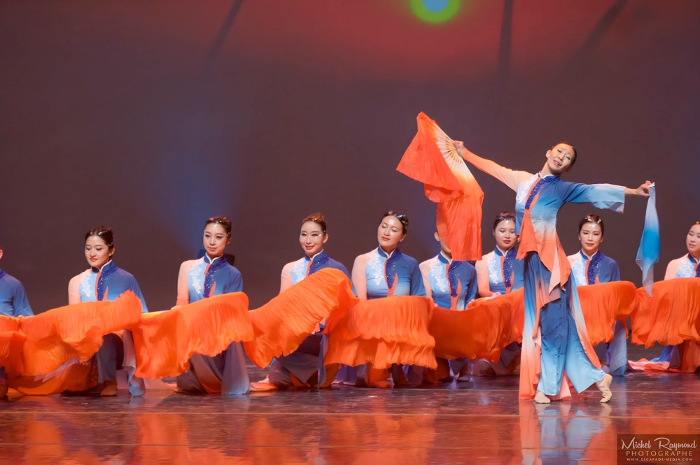 Elsa-sun-danseuse-et-directrice-de-&eacute;cole-danse-chinoise-elsa-montreal