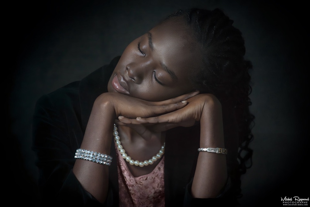 Grace-Kaboré-modèle-en-studio-photo