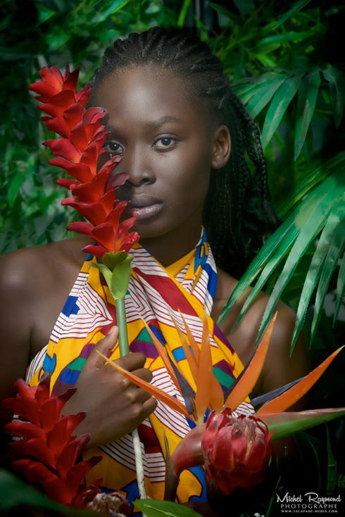 Gracelia-modèle-aficaine-en-studio-tropical