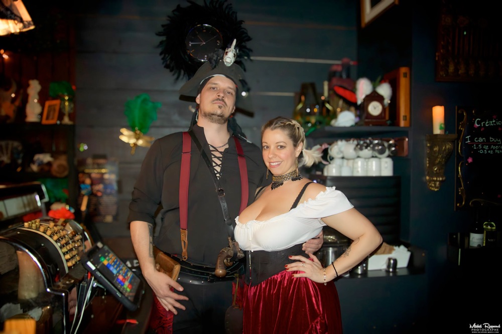 Maxime-et-sandra-proprio-cabaret-des-curiosit&eacute;