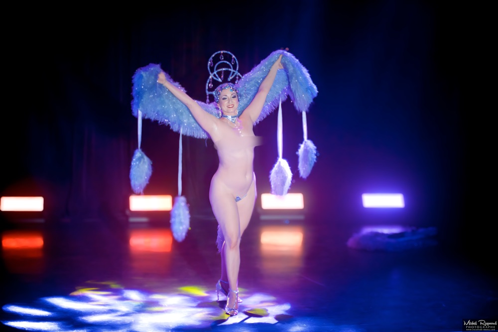 Heather-lace-burlesque