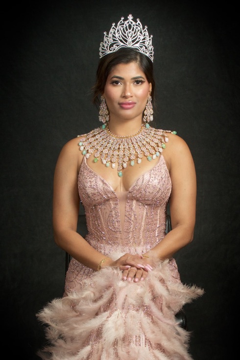 Itisha-Chowdhury-Miss-Canada-South-Asia-8