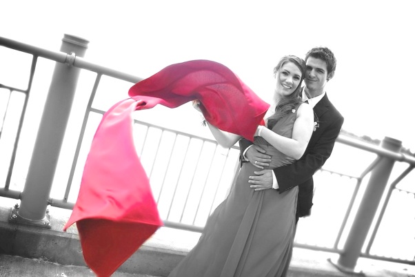 photo couple voile rouge
