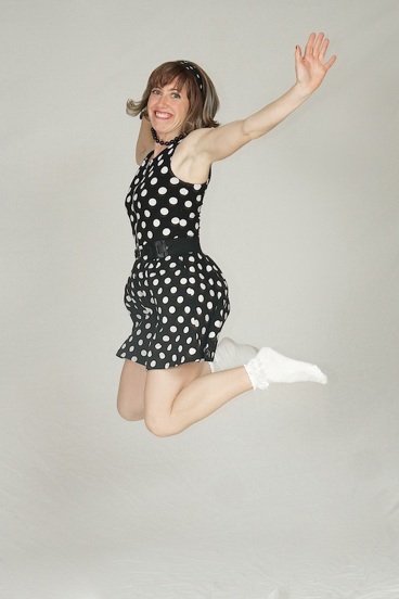 photobooth fiile saute dans les airs