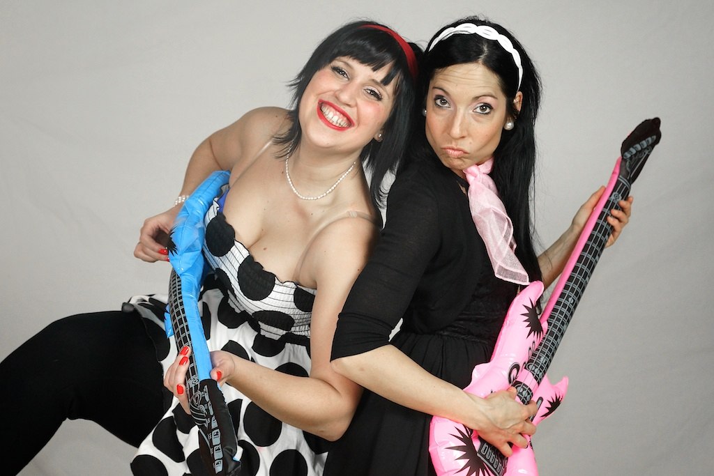 photobooth noel party 2 filles avec guitare