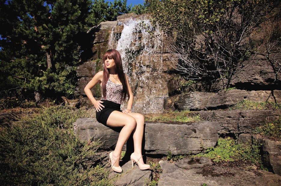 s&eacute;ance photo avec la mod&egrave;le jade au chute du jardin botanique