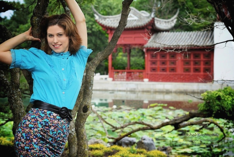 s&eacute;ance photo avec jolie femme au jardin de chine du jardin botanique de montr&eacute;al
