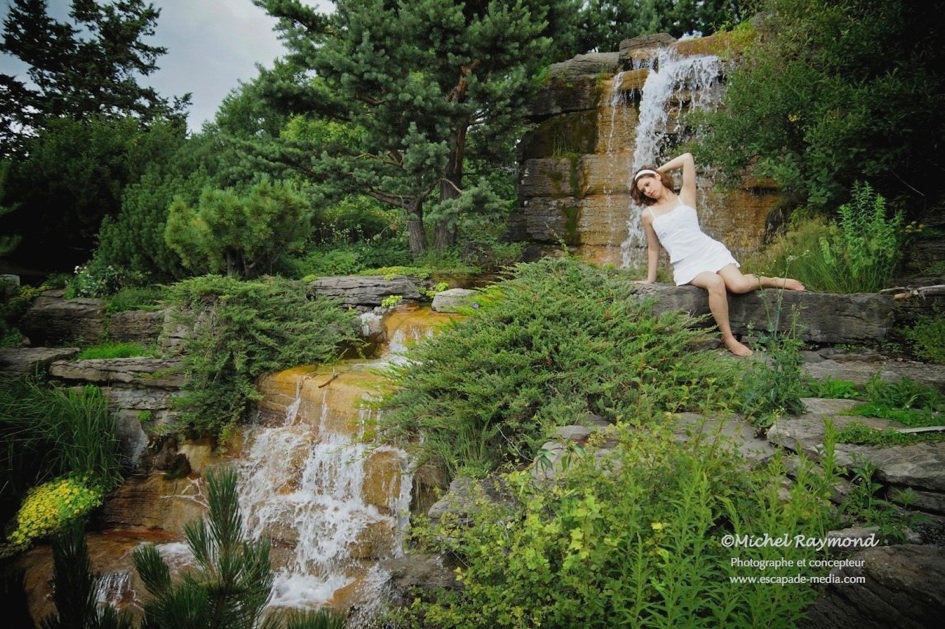 shooting fashion avec la mod&egrave;le julie demers au chute du jardin botanique
