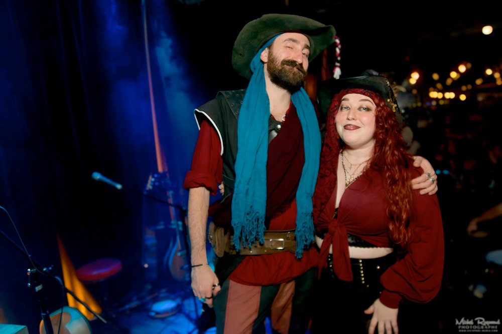 Crimson-duchesse-et-animateur-la-belette