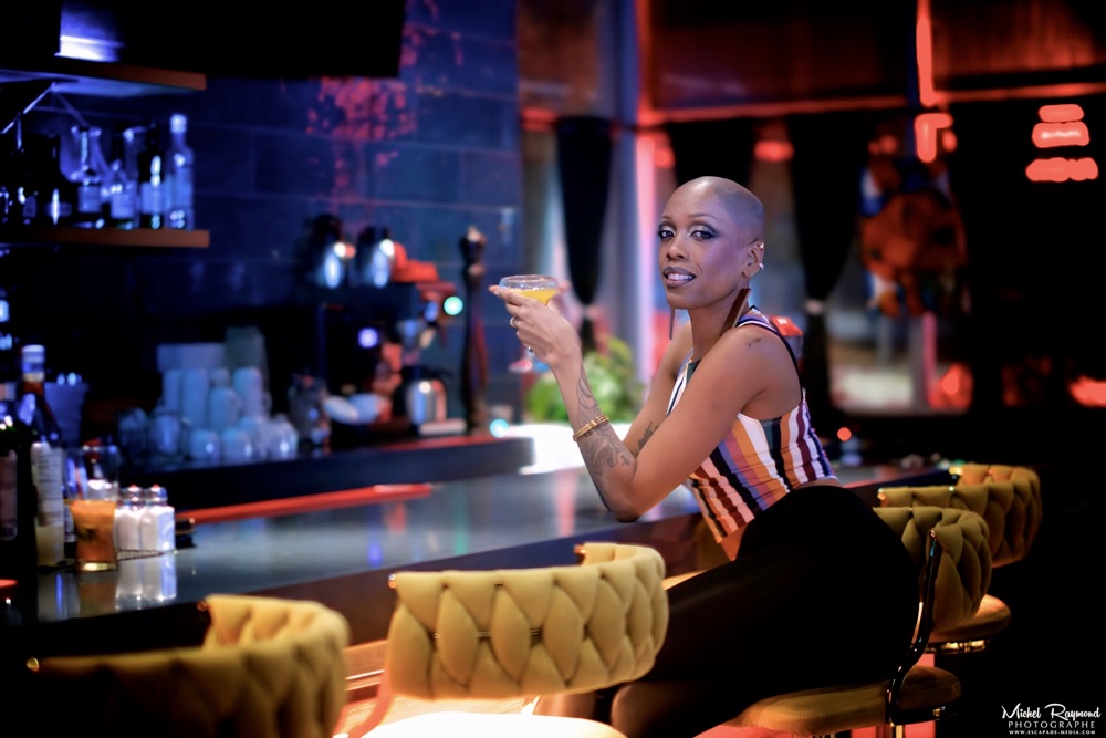 Sylvie-bien-aim&eacute;-maquilleuse-au-sevenz-resto-bar-lounge-longueil